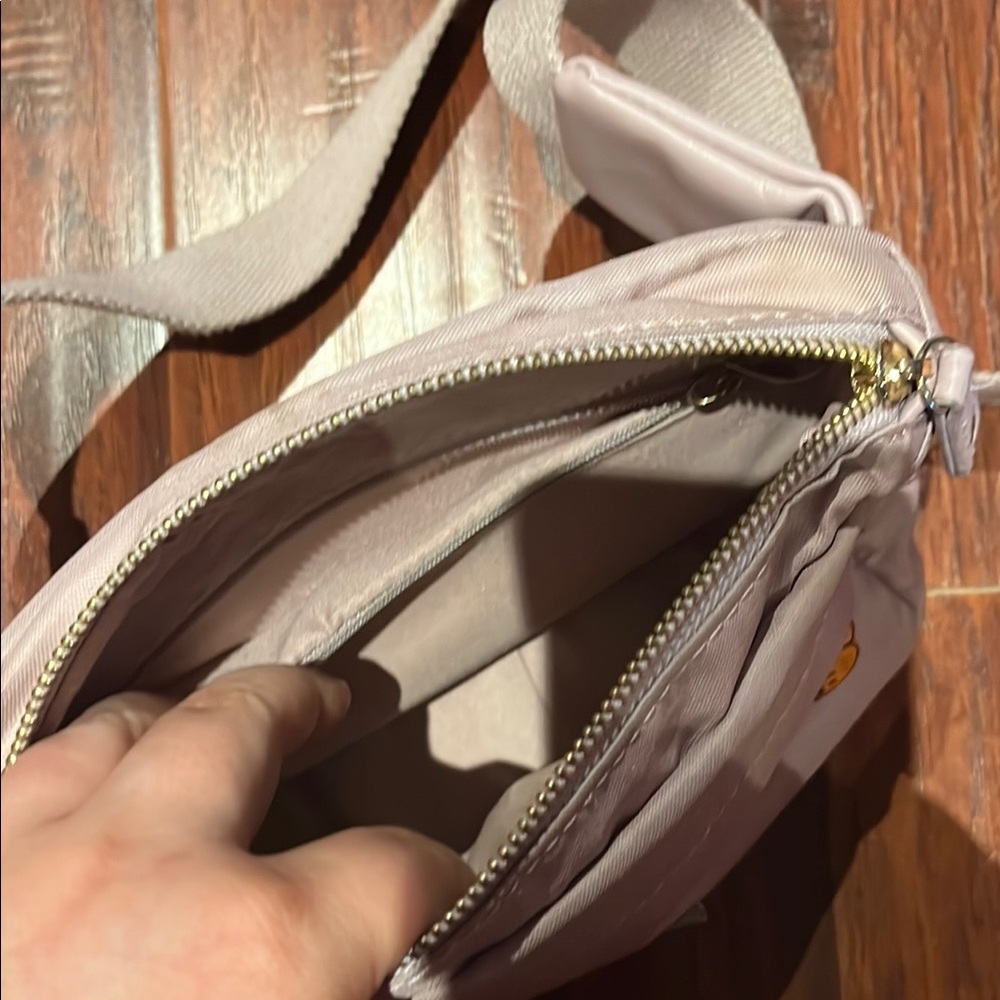 Ivory Ella Light Pink Belt Bag - Picture 4 of 5